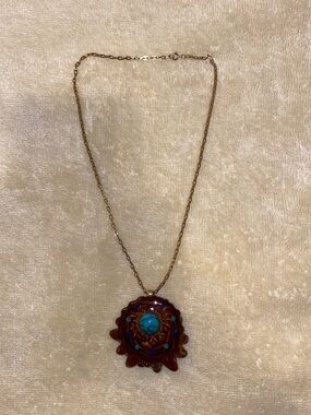 Turquoise Center Floral Pendant Necklace, non-leather, gold chain